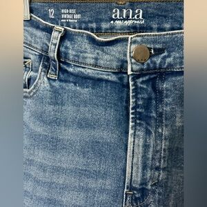 a.n.a Classic Blue Denim Jeans